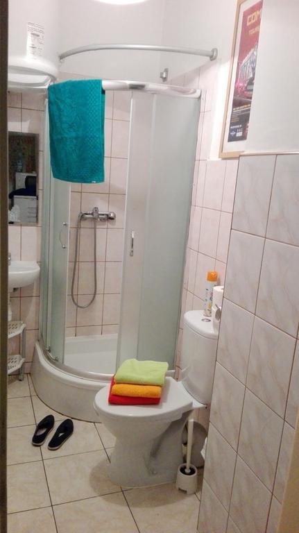 Hostel Aleje 28 Krakkó Szoba fotó