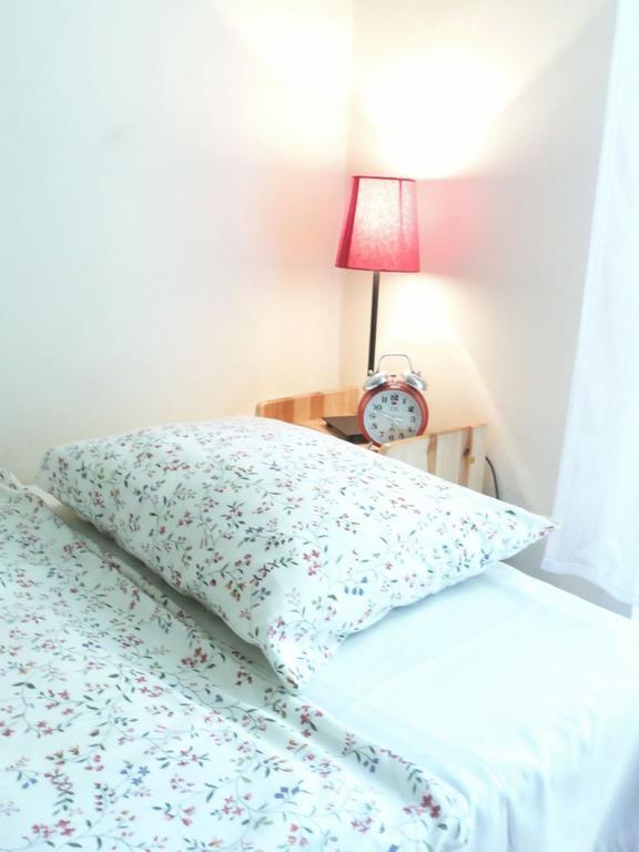 Hostel Aleje 28 Krakkó Szoba fotó