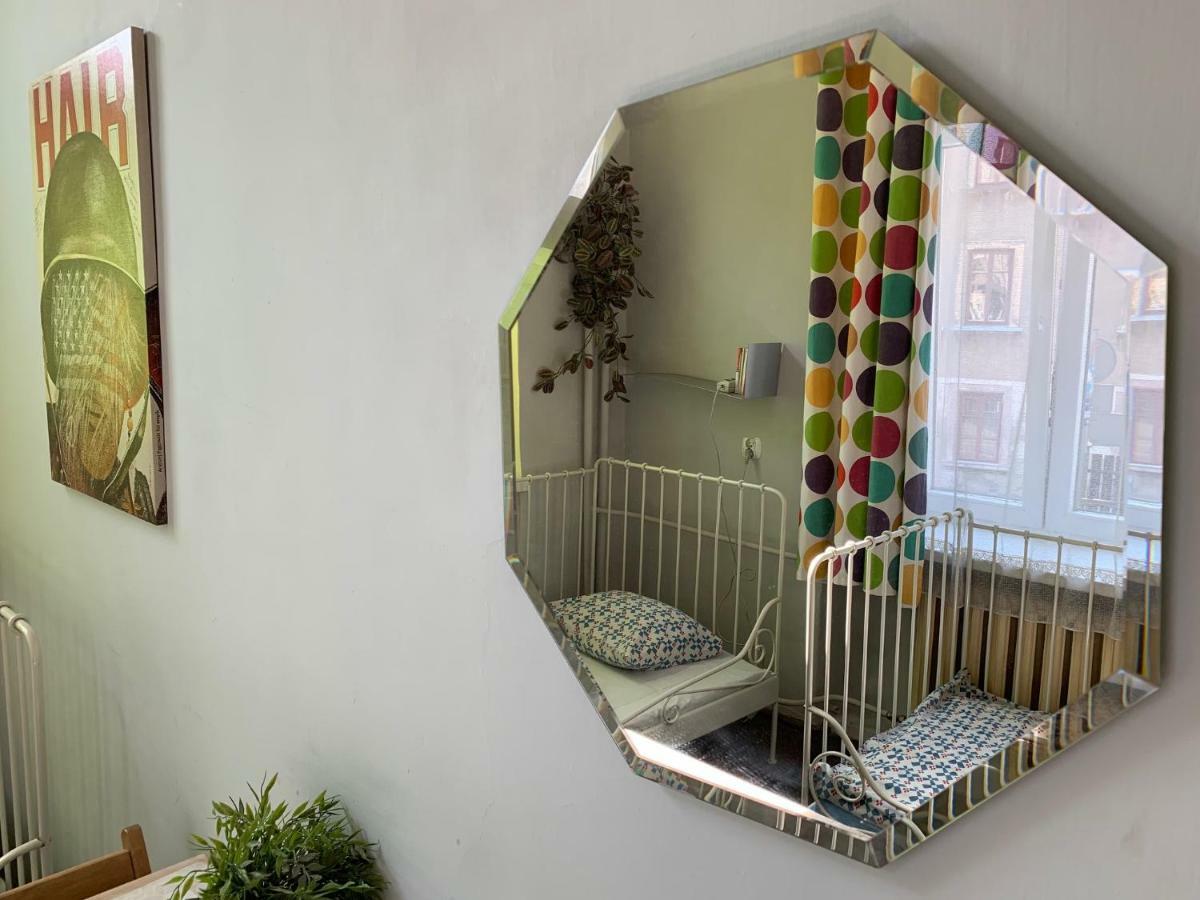 Hostel Aleje 28 Krakkó Kültér fotó
